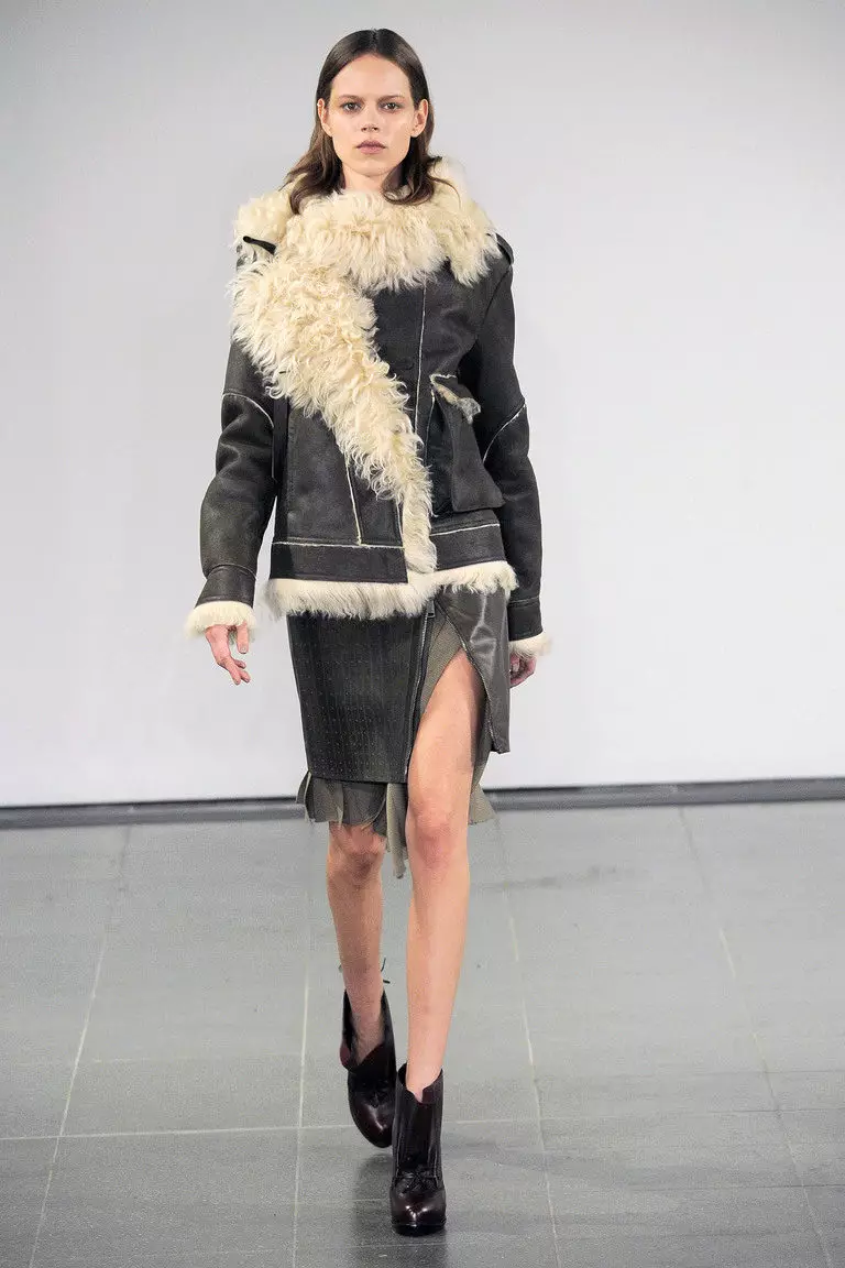 Sheepskins (173 fotos): Tendencias de la moda de la temporada 2021, modelos elegantes de este año, Sheepskins de Elena Furs 381_154