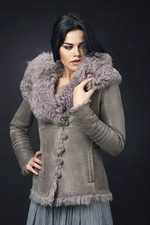 Sheepskins (173 fotos): Tendencias de la moda de la temporada 2021, modelos elegantes de este año, Sheepskins de Elena Furs 381_70