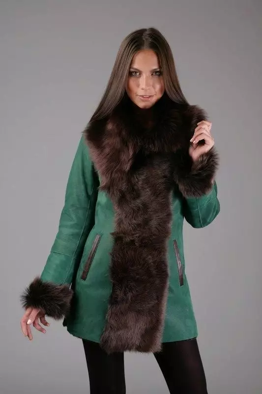 Dişi Sheepskins (173 Fotoğraf): Sezon 2021 Moda Trendleri, Bu Yılın Şık Modelleri, Elena Kürklerinden Koyun Koyunları 381_99