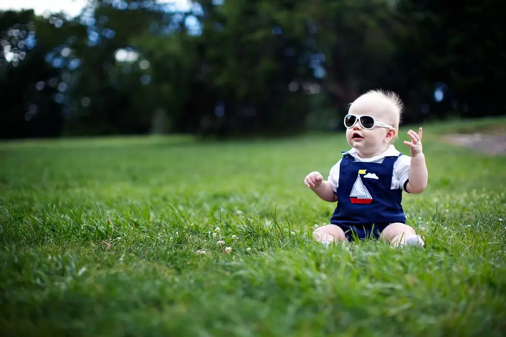 Babiatoare (50 de fotografii): Ochelari de soare pentru copii și polarizați pentru fete din 3-5 ani, recenzii 3838_12