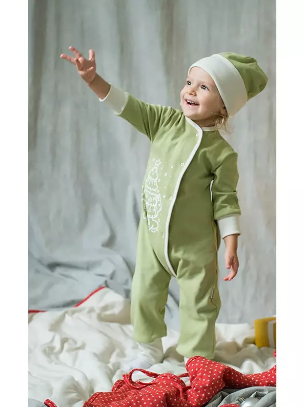 Bambinizon (51 снимки): гащеризон и други детски дрехи, качество на качеството 3841_32
