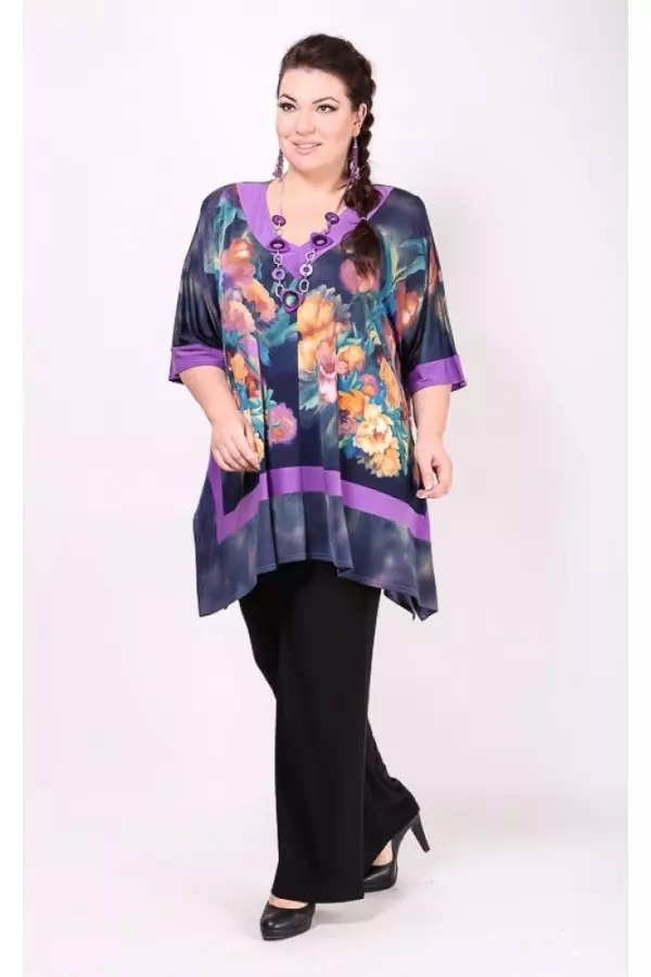 Marichi roupas de tamanho grande (49 fotos): Blusas e túnicas moda femininas, calções e vestidos para mulheres de luxo 3877_36