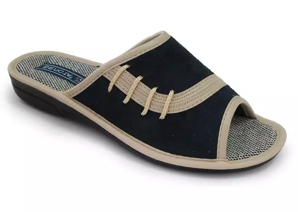 I-Belsta (Izithombe ezingama-31): Izicathulo, Slippers and Shoe Shoe Factory 3890_21