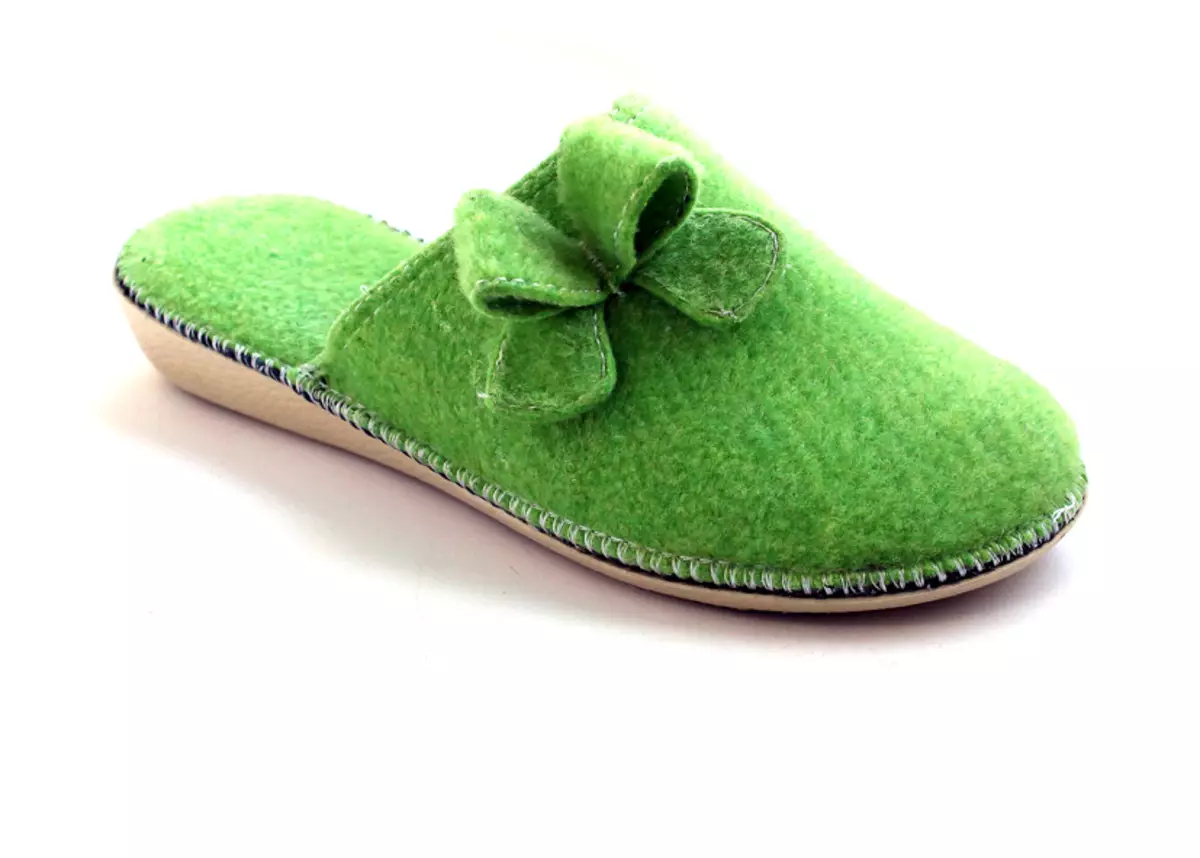 Belsta (31 Mga Litrato): Mga sapatos, tsinelas ug pabrika sa sapatos sa sapatos 3890_26