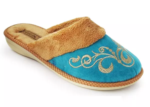 Belsta (31 Mga Litrato): Mga sapatos, tsinelas ug pabrika sa sapatos sa sapatos 3890_9