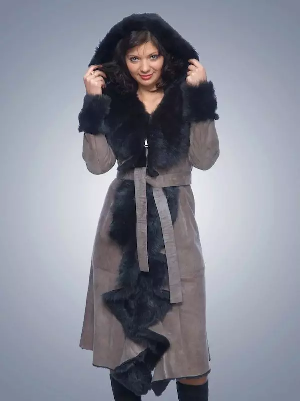 Qadın yüngül Sheepskins (44 şəkil): payız və yazda nazik modellər, nə, jaket-örtüklər, yüngül, icmallar 389_31