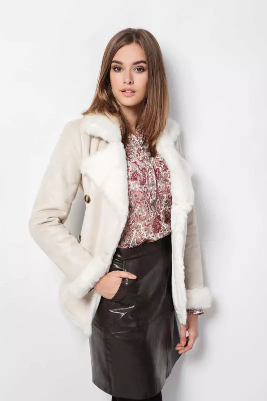 女式轻质羊皮（44张照片）：秋季和春季的薄型，它是什么，夹克 - 封面，轻，点评 389_42