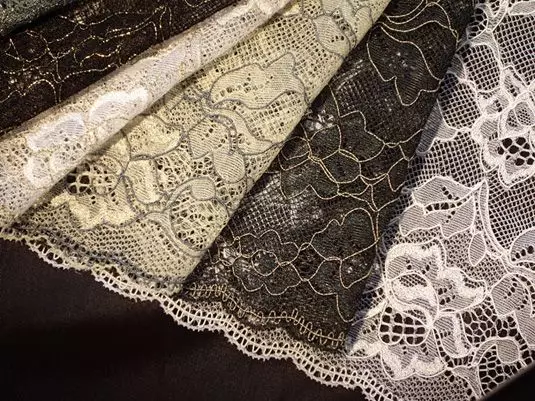 Узорак женске мајице (81 фотографија): Како шивати са плетења са властитим рукама, хаљином и дробљењем за почетнике 3919_45