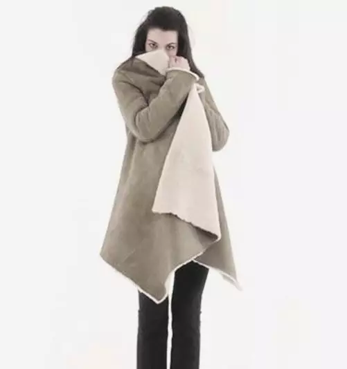 Femei Suckers (155 fotografii): Ce este aceasta, tendințele de modă 2021-2022, modele elegante, de la acnee, Kerimov, Burberry, tipuri de haina 391_35
