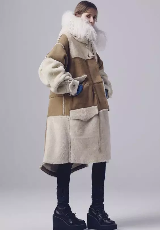 Female suckers (155 photos): What is this, fashion trends 2021-2022, stylish models, from acne, Kerimov, Burberry, Types of coat 391_89