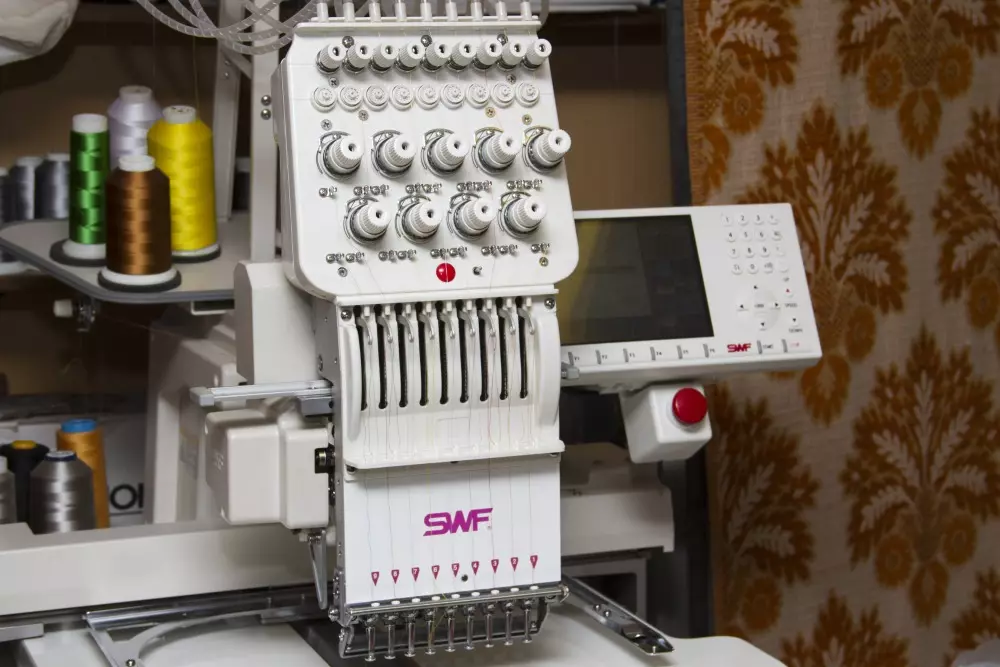Машине за шивање и везење: ПФАФФ, Бернина Бернетте Цхицаго 7 и остале машине са блоком везења. Одабир бољег писаћег строја 3950_34