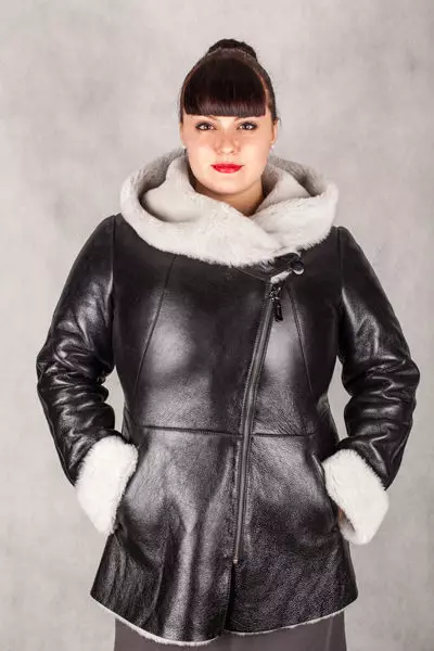Strumenti da pelliccia artificiale (74 foto): corto, quanto costa un cappotto in pelle naturale su pelliccia artificiale, con un cappuccio 397_67