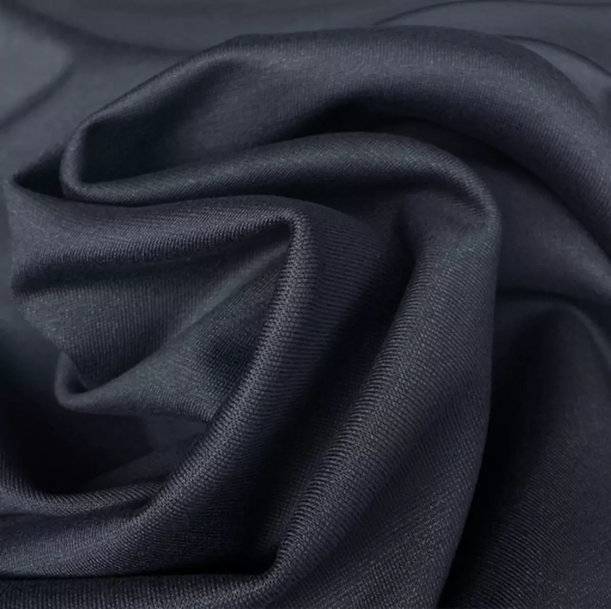 Jersey (62 ảnh): Nó là gì và vật liệu trông như thế nào? Thành phần và mô tả của vải. Những gì may từ quần áo dệt kim dày đặc? 4025_18