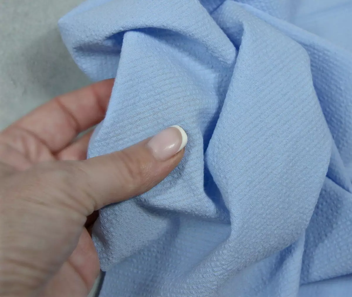 Jersey (62 ảnh): Nó là gì và vật liệu trông như thế nào? Thành phần và mô tả của vải. Những gì may từ quần áo dệt kim dày đặc? 4025_59