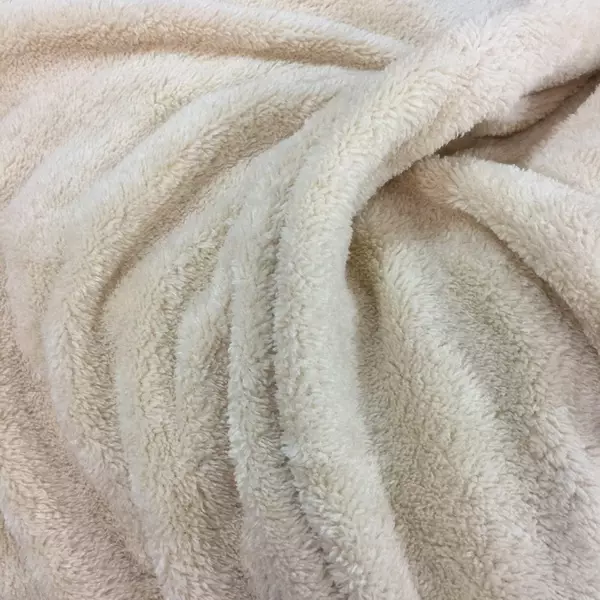 Velseloft (31 ფოტო): რა არის ეს? ქსოვილის სტრუქტურა. რა sew სხვა ტანსაცმელი, საბანი და bedspreads? როგორ ავირჩიოთ pile vesoft? რა არის უკეთესი, ვიდრე flis? შეფასება 4035_14