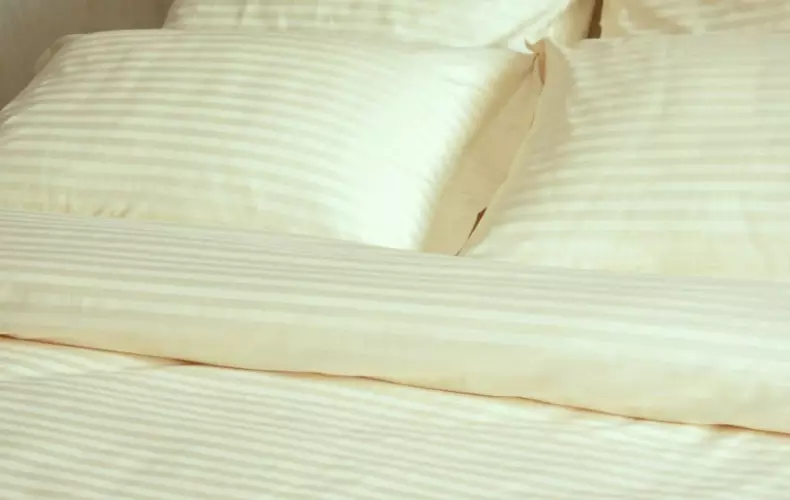 Straip-satin：這面料是什麼，可以從它，床單和羽絨被覆蓋枕套嗎？她的作文是什麼？評論 4041_4