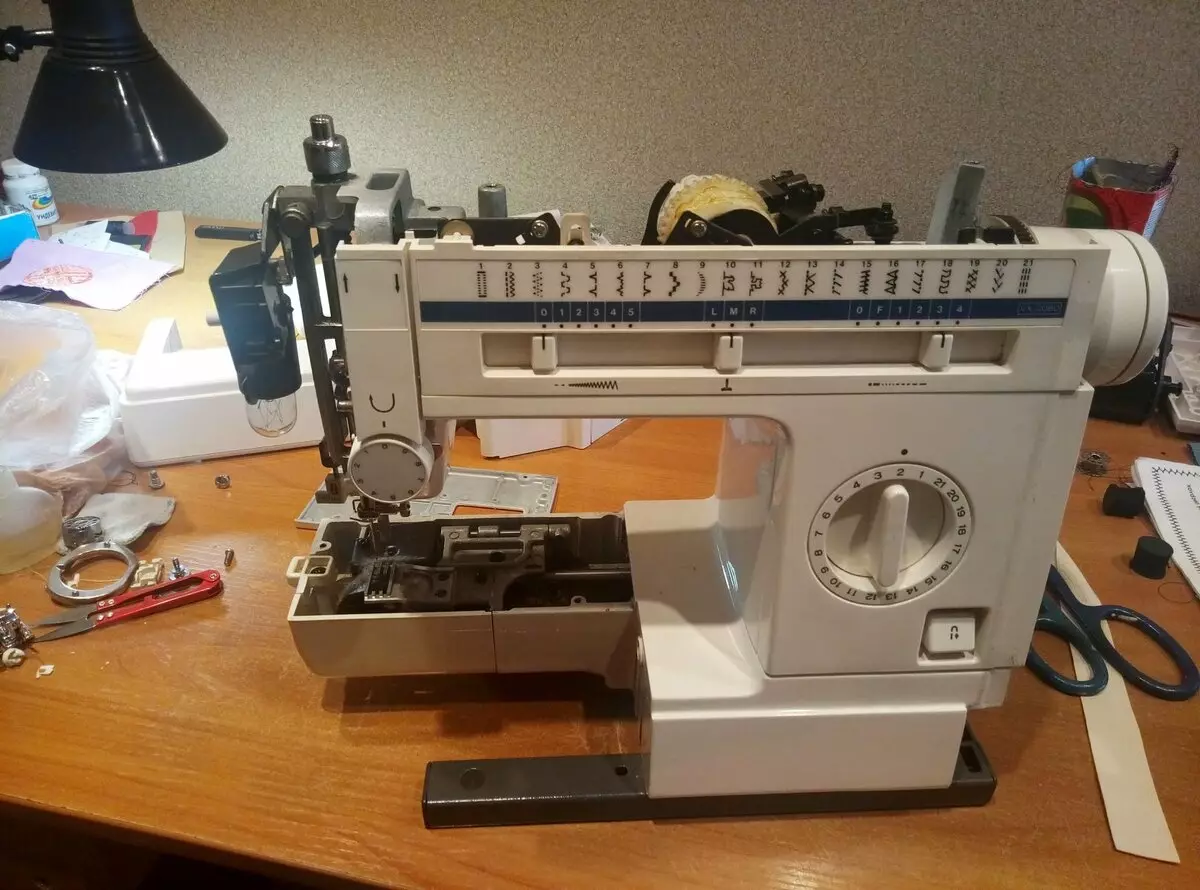 How to set up a sewing machine? Setting the manual machine. How to properly adjust the thickness of the fabric? 4066_2