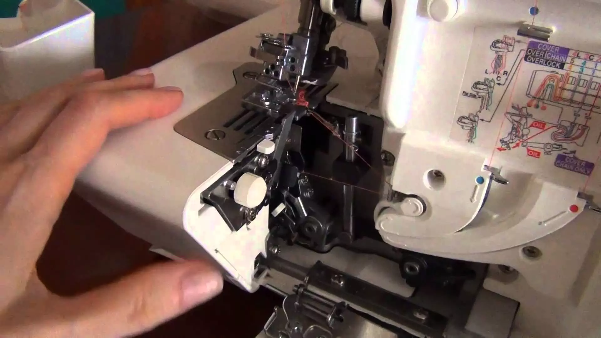 How to set up a sewing machine? Setting the manual machine. How to properly adjust the thickness of the fabric? 4066_30