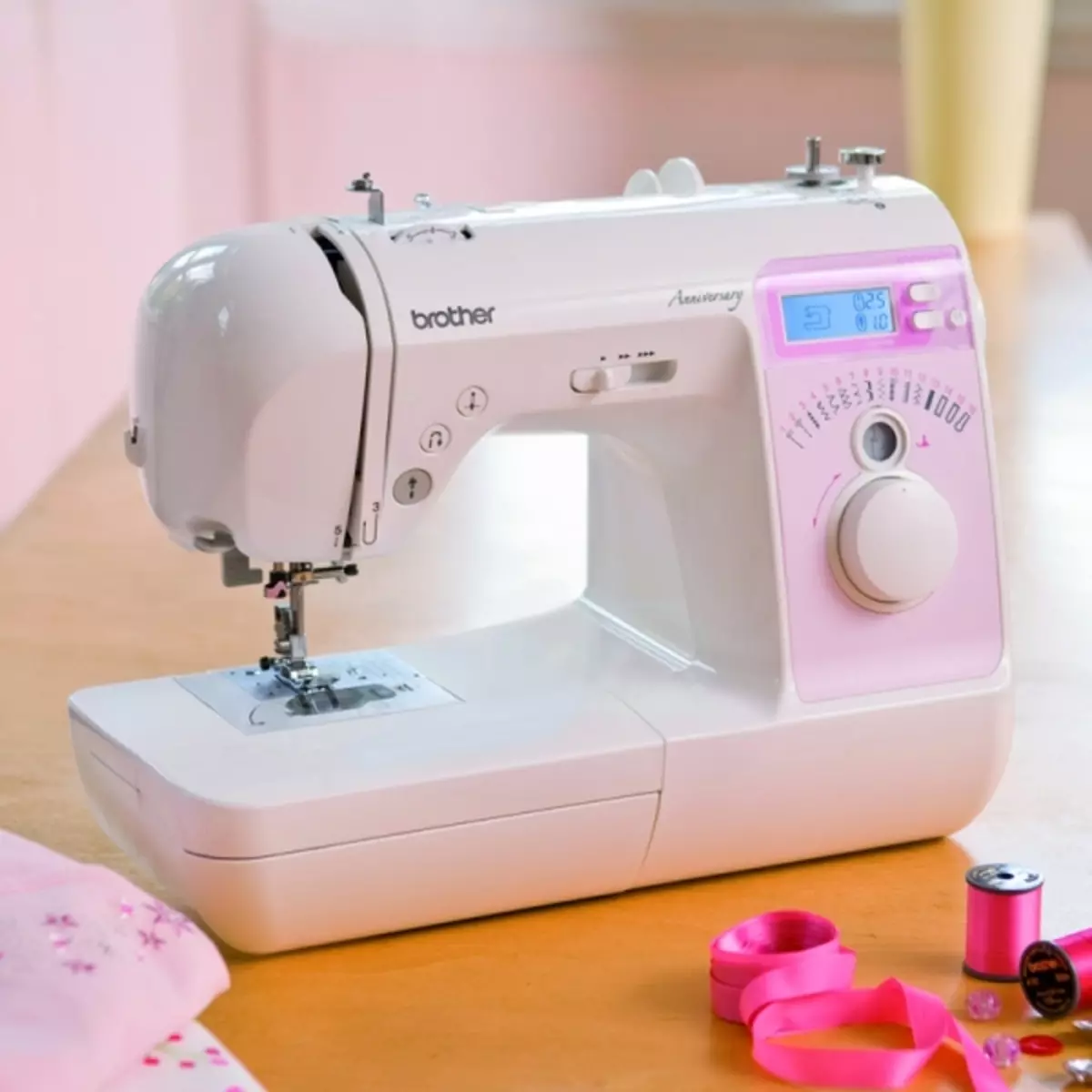 Máquina de coser eléctrica: ¿Cómo configurar y usar? ¿Qué es una máquina electromecánica? ¿Cómo ajustar la velocidad del trabajo? 4067_16