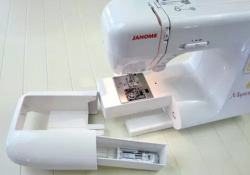 Electric Sewing Machine: Hvernig á að setja upp og nota? Hvað er rafeindatækni? Hvernig á að stilla hraða vinnu? 4067_21