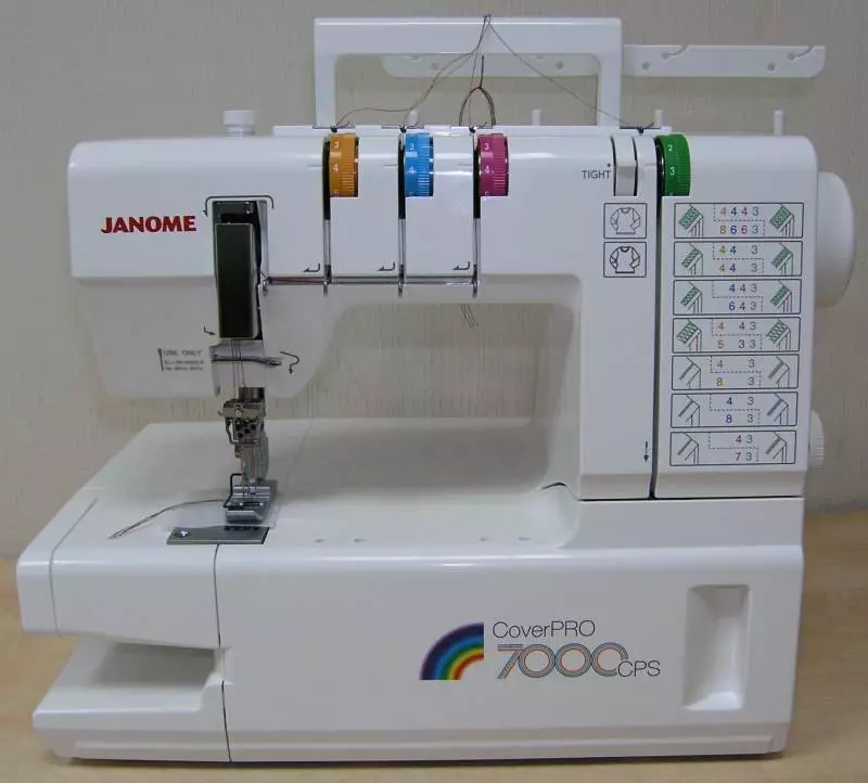 Máquina de coser para principiantes: ¿Qué elegir? Los mejores vehículos presupuestarios para los recién llegados para coser casas. 4084_11