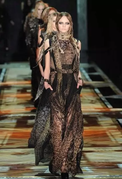 Brun-sort kjole med leopard print