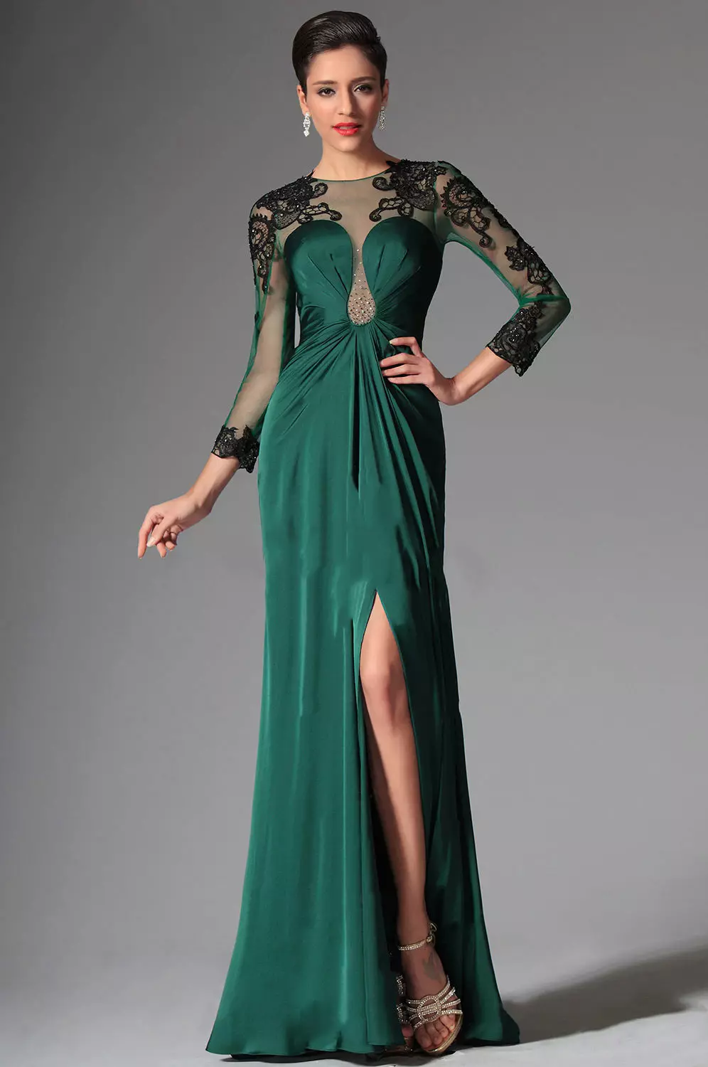 Kväll grön klänning med svart spets