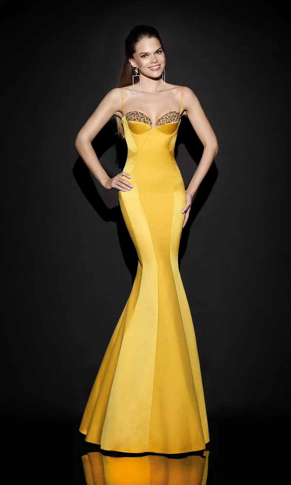 Večerní šaty Žlutá Mermaid z Tarik Ediz