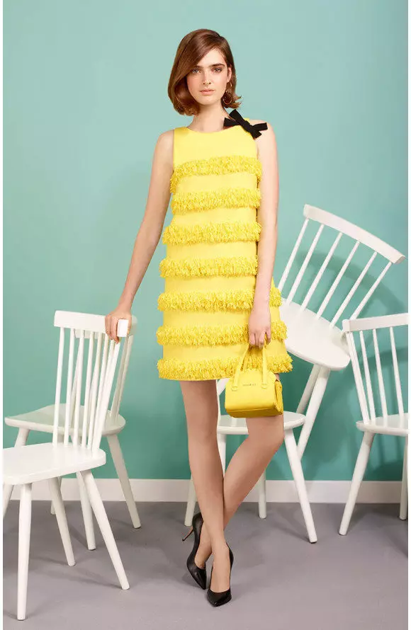 शाम की पोशाक पीला 60 के दशक की शैली में