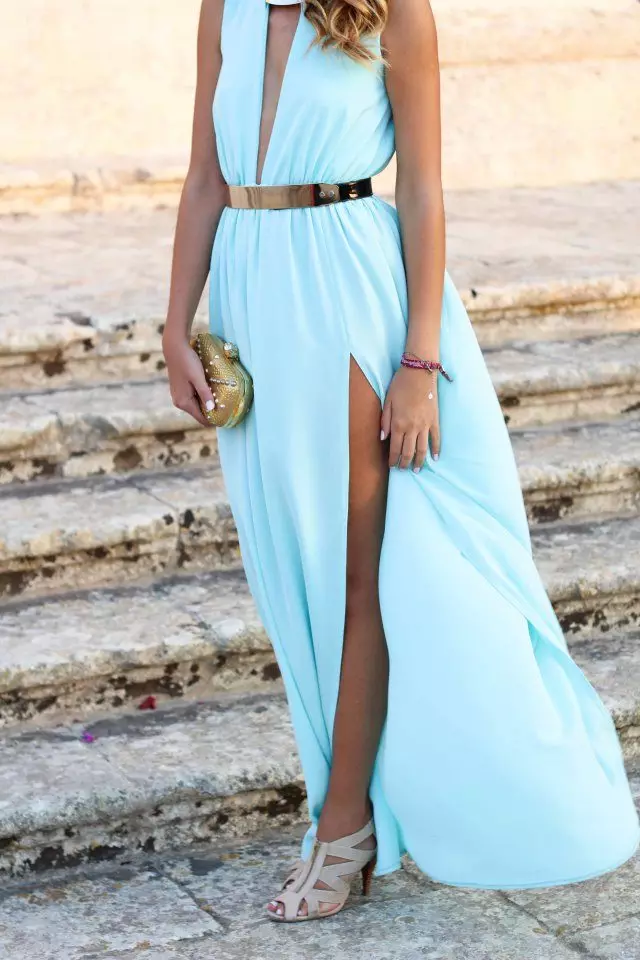 Тюркоазено-синя рокля