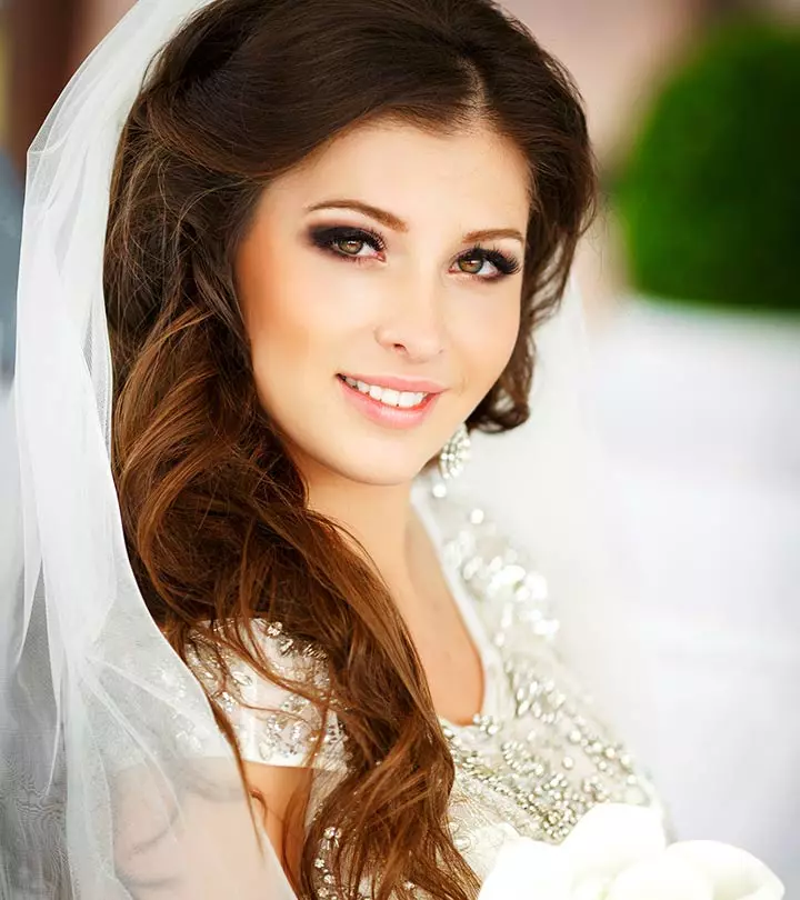 Maquillatge de casament per a ulls marrons (66 fotos): per a morenes i rosses. Maquillatge lleuger per a un casament per a núvies de núvies. Opcions delicades per a rosses 4152_24