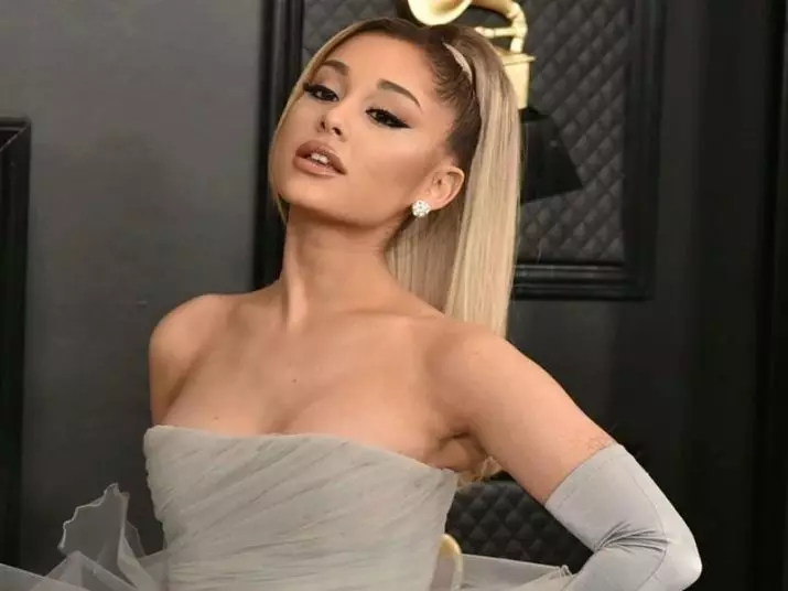 Makeup Ariana Grande: Pag-ayo sa lakang sa paglalang sa lakang sa estilo sa Ariana Grande, Mapuslanon nga Mga Rekomendasyon 4174_39