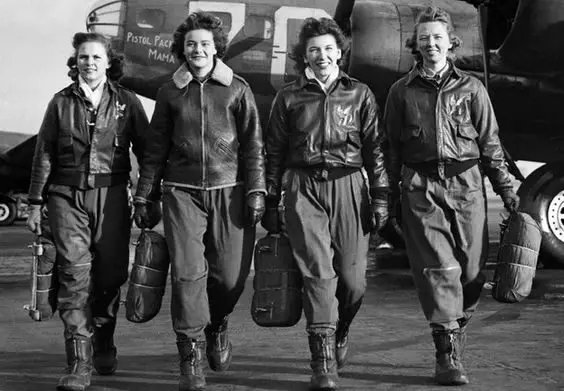 Female bomber (161 photos): What is a bomber jacket, female bomber, pilot 417_8