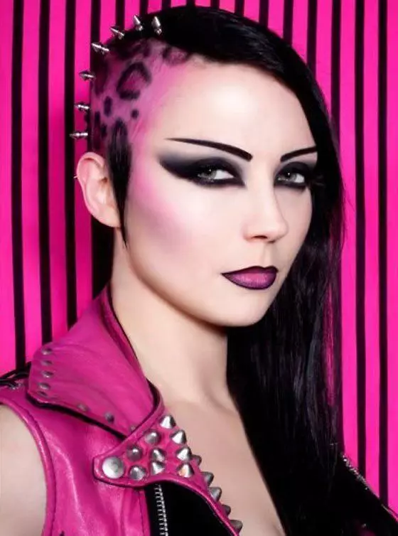 Punk Style Make-up: Make-up Doe het zelf voor stap voor meisjes. Wanneer is hij geschikt? Mooie voorbeelden 4189_33
