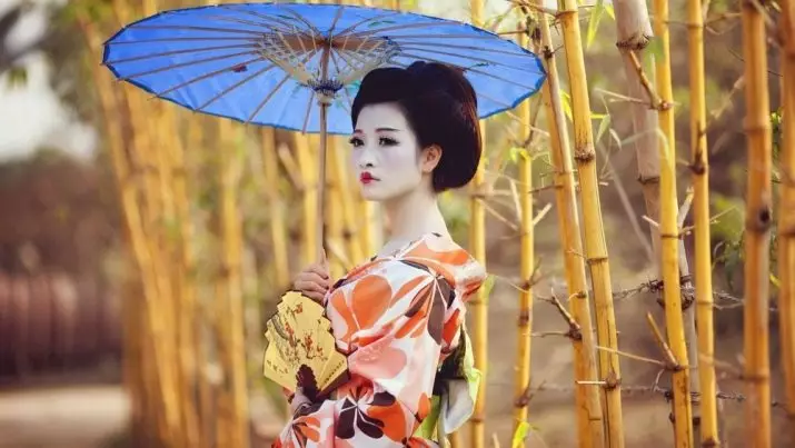 Ŝminko laŭ la stilo de japana geisha (54 fotoj): Kiel fari simplan meycap hejme? Kio bezonos ĉi tion? Belaj ekzemploj 4202_54
