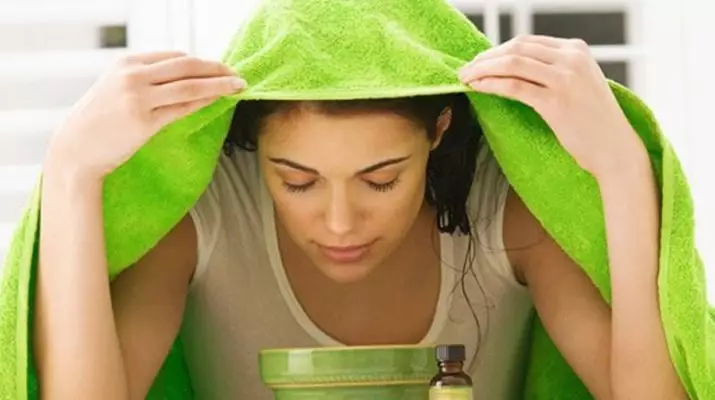 佛手柑精油：油性及其用於頭髮，面部和身體的用途，使用產品對抗真菌釘，評論 4226_15