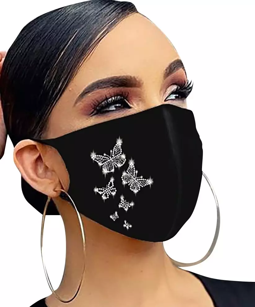 Πώς να διακοσμήσετε μια προστατευτική μάσκα; 47 Διακόσμηση φωτογραφιών Ιατρική μάσκα Rhinestones με τα χέρια σας, άλλες ιδέες μιας όμορφης διακόσμησης των επαναχρησιμοποιήσιμων μάσκες για το πρόσωπο 4260_18