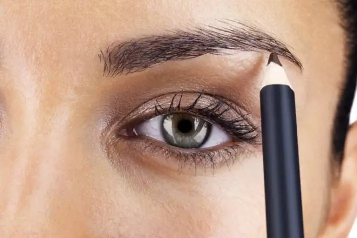 Comment peindre des sourcils avec un crayon? 54 photos Comment dessiner parfaitement à la maison 4290_43