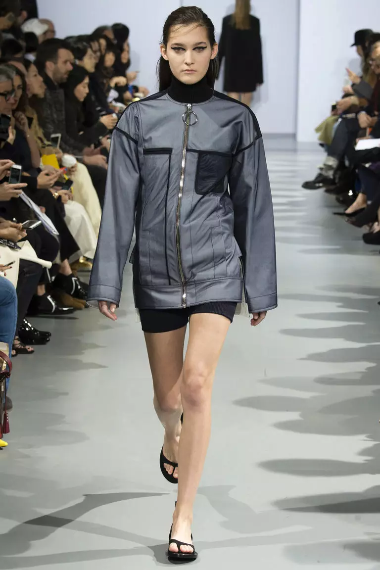 Модныя курткі 2021 (199 фота): стыльныя жаночыя мадэлі, эфектныя вобразы, без каўняра, непрамакальныя 431_126
