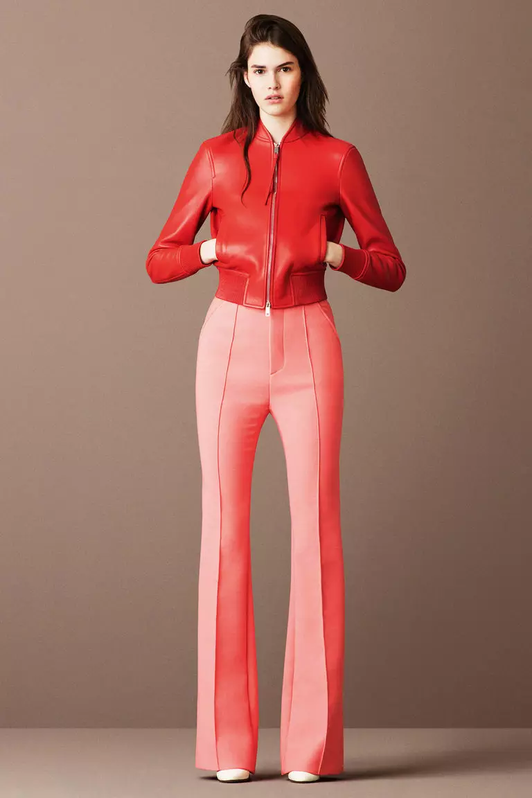 Modes jakas 2021 (199 foto): stilīgi sieviešu modeļi, iespaidīgi attēli, bez apkakles, ūdensnecaurlaidīgs 431_59