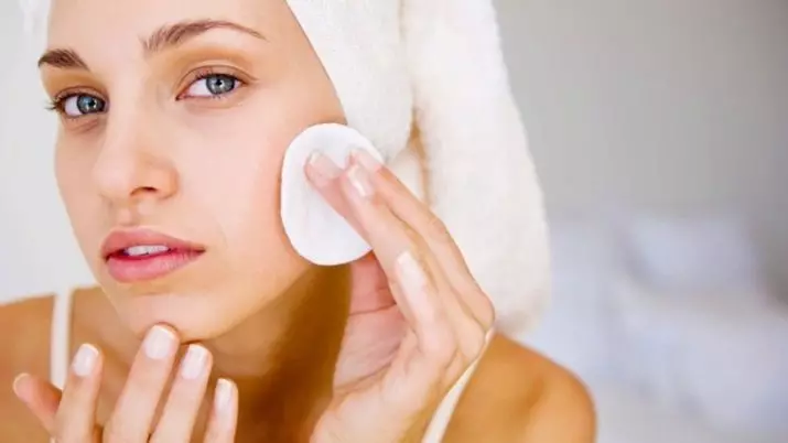 Cosmetice pentru pielea problematică: lăsând produse cosmetice organice pentru față în farmacii și cea mai bună cosmetică decorativă 4360_34