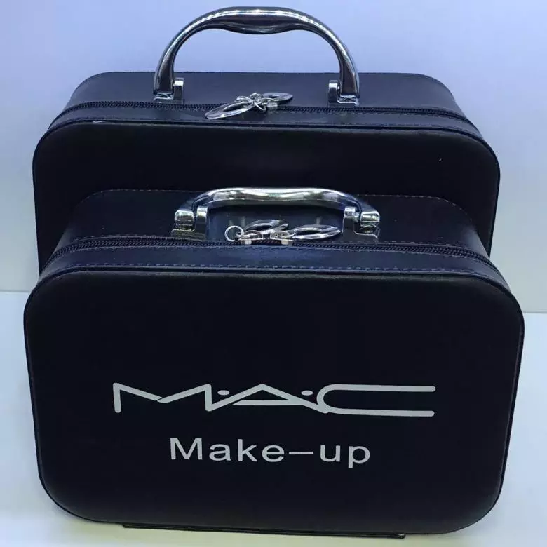 Cosmetics Cases (60 photos): alüminium disklər, çanta və digər gözəllik kosmetika saxlanması Suitcases. CHOICE professional kosmetik işlərinə 4364_54