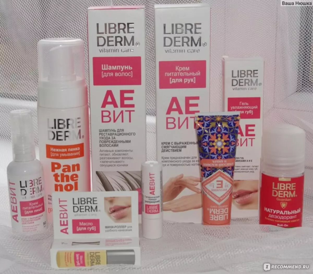 Librederm化妝品：用透明質酸和其他產品的面孔選擇資金。評論美容師和買家 4395_36