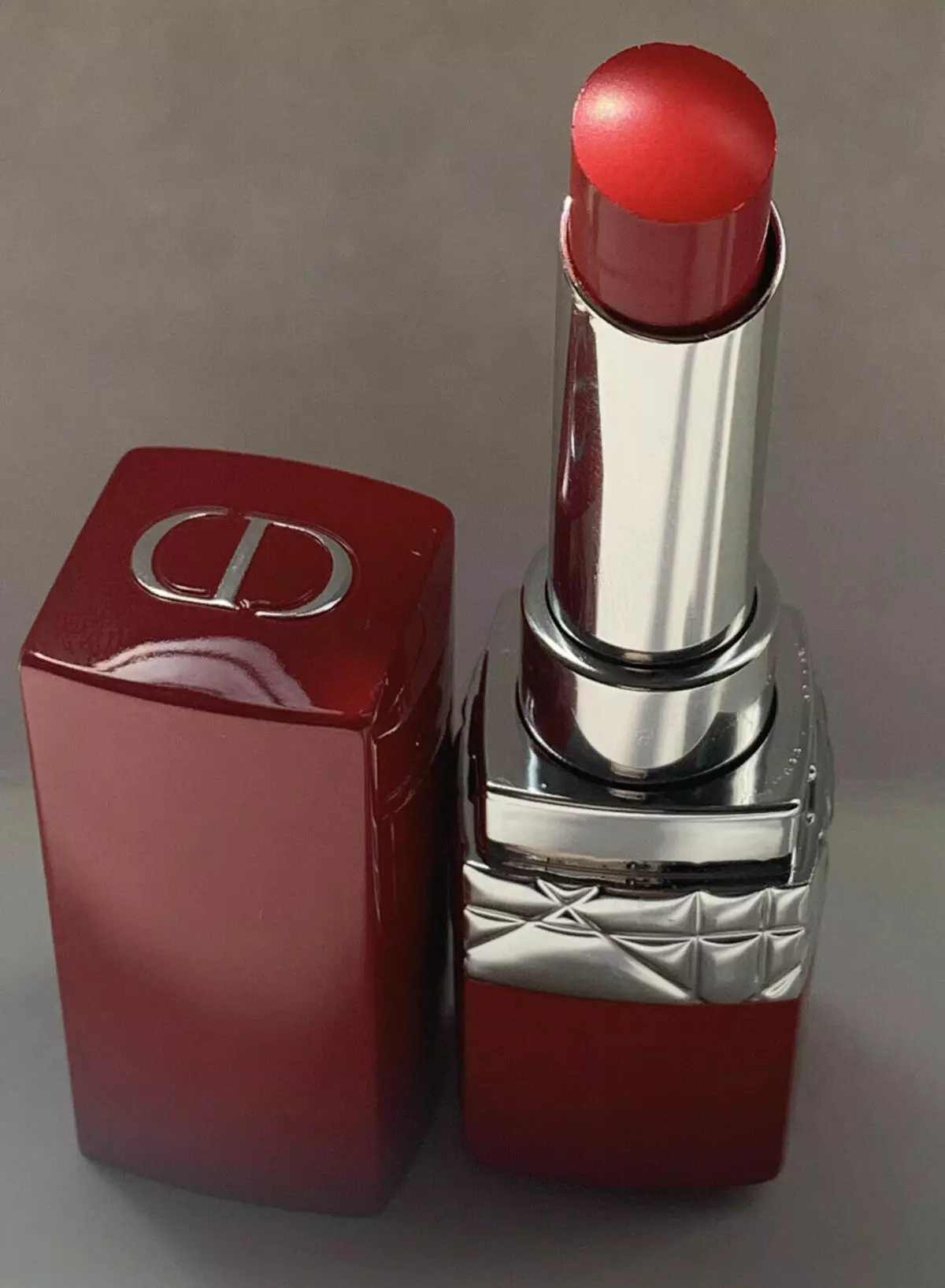 Dior Cosmetics: Nová dekoratívna a opustenie kozmetiky. Najlepšie sady pre tvár. Recenzie 4501_17