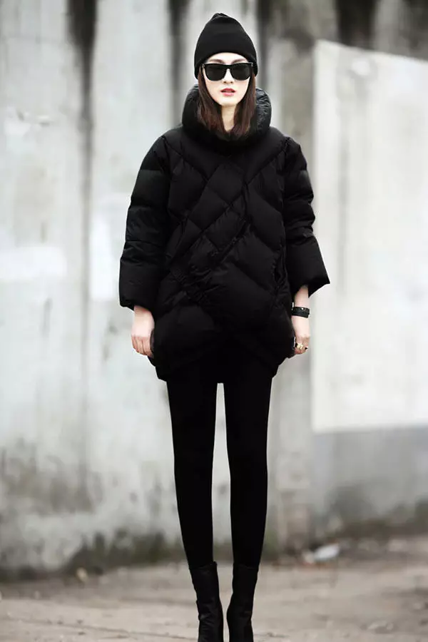 Zimní dámské bundy (132 obrázků): módní modely zima 2021, sport, s kožešinou, jak si vybrat 452_115