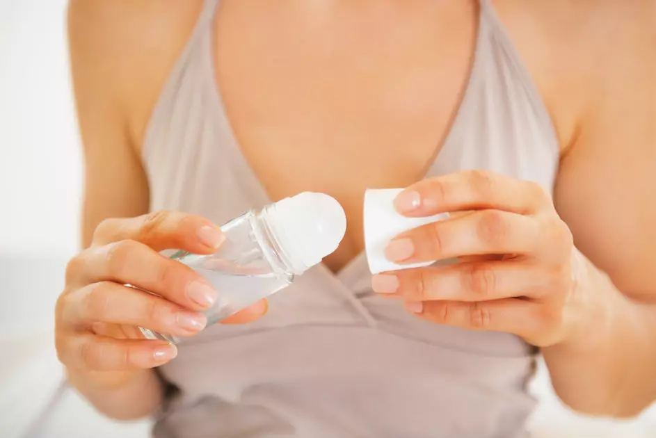 Antitranspirant per a les dones: desodorant d'una dona amb una millor protecció contra la suor? Valoració i comentaris 4543_20