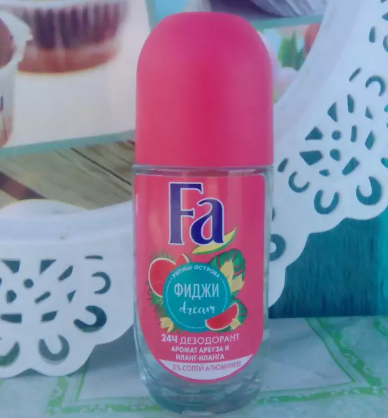 Dezodorantas FA: rutuliniai dezodorantai be aliuminio druskų, purškalų ir antiperspirantai 