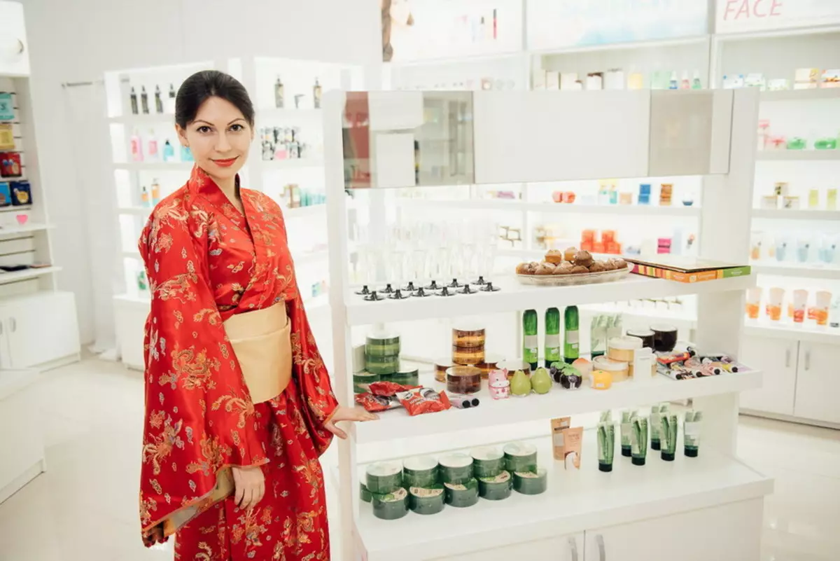 Koreansk kosmetik Keauty: Gennemgang af de bedste fonde, fordele og ulemper 4574_4