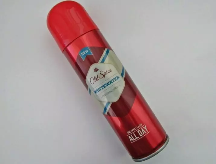 Deodorantes Old Spice (22 fotos): la composición de aerosoles y antitranspirantes sólidos para hombres y mujeres, tipos de Wolfthorn y Whitewater, olores de desodorantes de los hombres. 4597_21