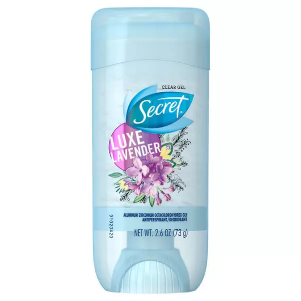 Deodorants rau cov menyuam ntxhais: Qhov zoo tshaj plaws antiperspirants rau cov hluas 10 thiab 11 xyoos, ntxhais hnub nyoog 8 thiab 9 xyoos, lub tswv yim ntawm cov kws kho mob. Yuav siv deodorant li cas? 4627_11